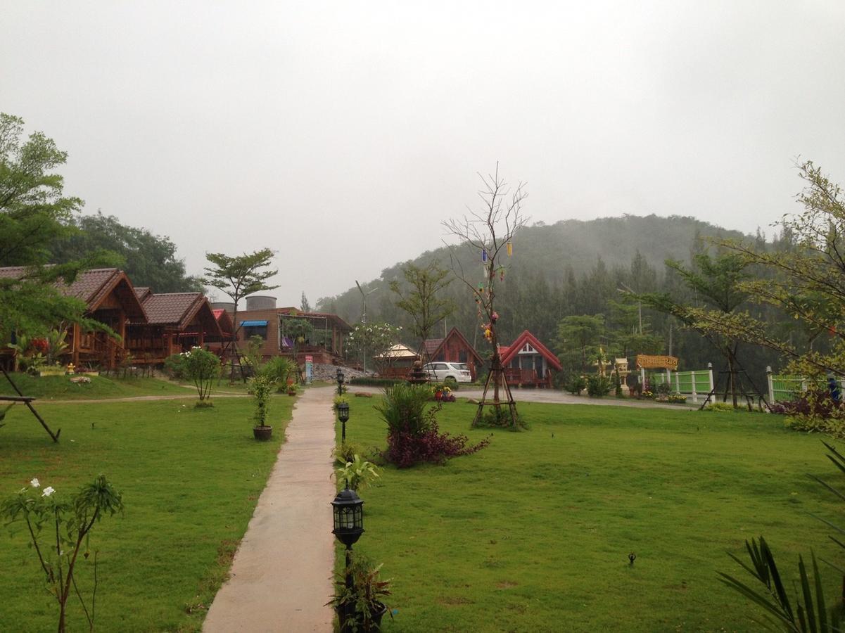 บ้านเรือนไท มวกเหล็ก Ban Ruenthai Muaklek Εξωτερικό φωτογραφία